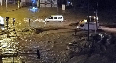 Korkutan Uyarı! 3 İlçede Okullar Tatil Edildi