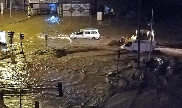 Korkutan Uyarı! 3 İlçede Okullar Tatil Edildi
