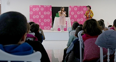 Kültür Etkinlikleri 'Müziğin Dünyası' Çocuk Oyunuyla Devam Etti