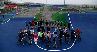 Öğrenciler Bisiklet Vadisi'nde Eğlenceli Dakikalar Geçirdi