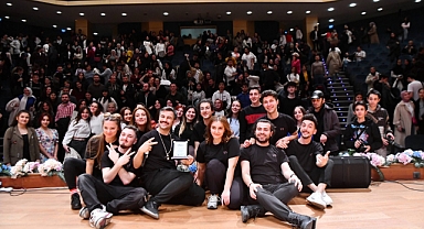 SAÜ’de Tiyatro Gecesi