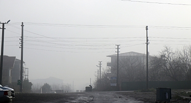 Yoğun Sis Şehri Kapladı, Göz Gözü Görmedi