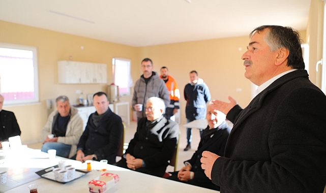 Başkan Karakullukçu Meclis Üyeleriyle Asfalt Şantiyesini İnceledi