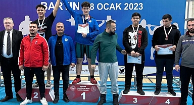 Büyükşehir'in Sporcusu Ömer Gürmeriç Halter Şampiyonası'nda Birinci Oldu