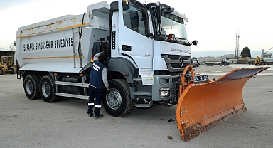 Kar Küreme Araçları Göreve Hazır