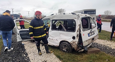 Karasu'da Feci Kaza: 1 Yaralı