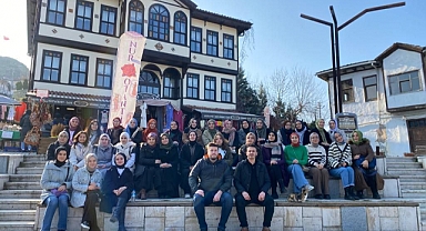 Öğrenciler Şehrin Güney Bölgesinde Yer Alan Tarihi ve Turistik Yerleri Gezdi