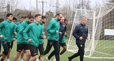 Sakaryaspor Yeni Hocasıyla İlk Antrenmanına Çıktı