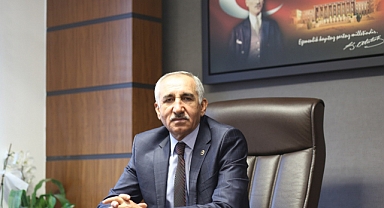 AK Parti Milletvekili Yakup Taş Enkaz Altında Hayatını Kaybetti
