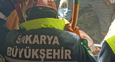 Büyükşehir Ekipleri İki Kişiyi Hayata Bağladı