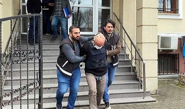 İftar Vakti Aile Katliamı Yapan Şüpheli Hakim Karşısında