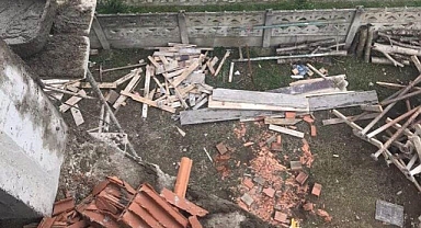 İnşaatın 3'üncü Katından Düştü, Hastanede Hayatını Kaybetti
