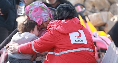 Kızılay'dan Yeni 'Çadır' ve 'Gıda' Açıklaması