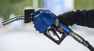 MOTORİNE İNDİRİM! Petrol Kan Kaybetti: Akaryakıtta Fiyatlar Peş Peşe Geriledi! 