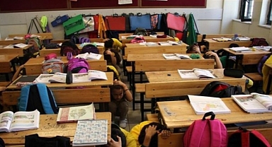 Okullar Ne Zaman Açılacak, Tatil Süresi Uzatıldı Mı? Okullar İçin Yeni Karar Alındı! İşte Detaylar...