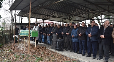 Pompalı Tüfekle Vurularak Öldürülen Genç Son Yolculuğuna Uğurlandı