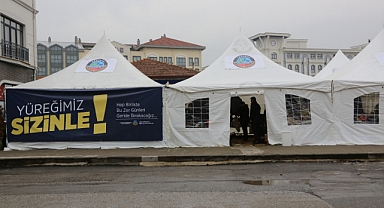 Serdivan Depremzedelere Kucak Açtı