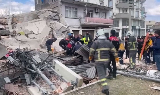 Son Dakika: Osmaniye'de Bina Çöktü!