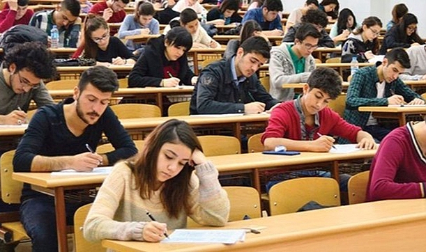 Türkiye Genelinde Üniversitelerin Açılışı Süresiz Ertelendi