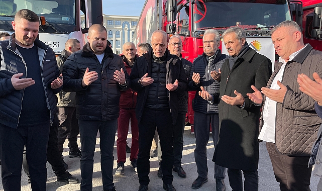 Yardım Tırları Deprem Bölgesine Doğru Yola Çıktı