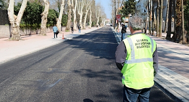 Çark Caddesi Şimdi Yeni Yüzüyle: Kaldırım, Yürüyüş Yolu Ve Asfalt Tamam