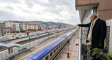 Sakarya Kardeşlik Kenti İçin İlk Konteynerler İskenderun’a Yola Çıktı