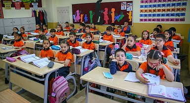 Bakan Özer: '24 Nisan İtibarıyla Ülkemizde 81 İlde Eğitim-Öğretim Kaldığı Yerden Devam Edecek'