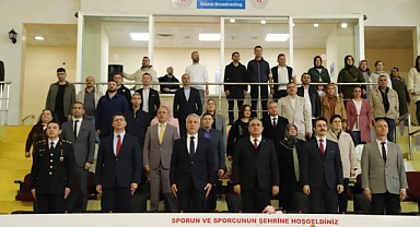 Salonda 23 Nisan Çoşkusu