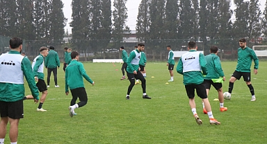 Süper Lig Hasreti Çeken Sakaryaspor, Basamaklara Sağlam Basıyor