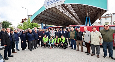 Başkan Yüce Çarşı-Pazarda Vatandaşla Birlikte