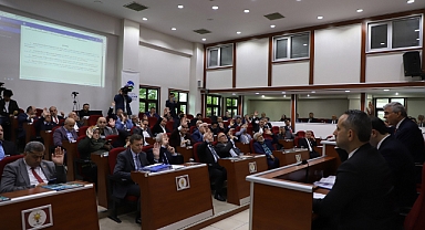 Başkan Yüce, Yürütülen Başarılı Su Politikaları İle Saski Genel Kurulu'nun Takdirini Topladı