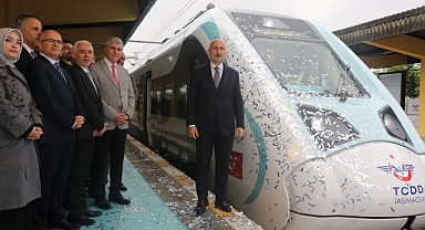 Milli Tren Bugün İlk Kez Yolcu Taşımaya Başlıyor