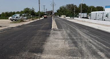 Söğütlü’de Asfalt Çalışmaları Hız Kazandı