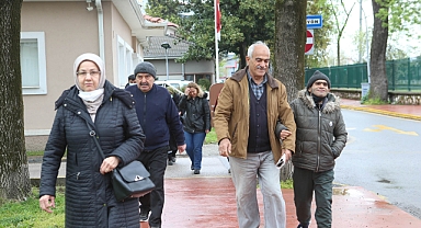 Büyükşehir'den Yaşlılara Stresten Uzak Keyifli Bir Termal Tatil
