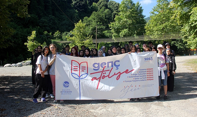 Genç Atölye İle Gezerek Öğreniyorlar