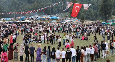 Acelle Yayla Şenlikleri Coşku İle Sürüyor