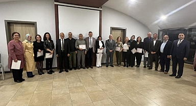 Serdivan’da Emekli Öğretmenler ve Aday Öğretmenlere Yönelik Öğretmenler Günü Etkinliği