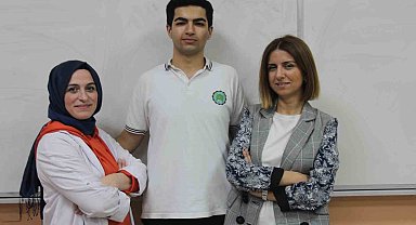 Lise Öğrencisi Gururlandırdı