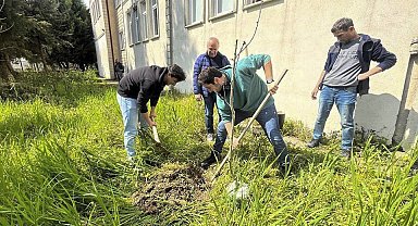 SUBÜ'den 'Bir Ağaç Dik, Bir Nefes Ver' Etkinliği