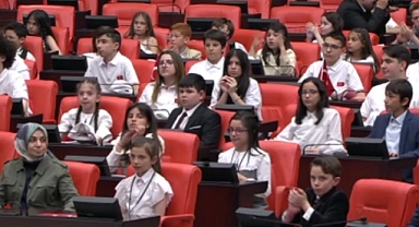 TBMM'de 23 Nisan Çocuk Özel Oturumu Gerçekleştirildi