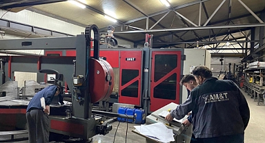 Adapazarı Fatih Mesleki ve Teknik Anadolu Lisesi Öğrencileri Erasmus +Programı Kapsamında Avrupa’ da Staj Çalışmalarına Devam Ediyor.