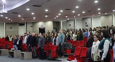 Sakarya Üniversitesinde Geleceğe Bakış: Çeviride Yapay Zeka ve Sürdürülebilirlik Çalıştayı