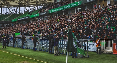 Sakaryaspor’a Seyircisiz Oynama ve Yüz Binlerce Lira Para Cezası