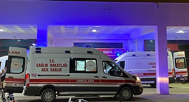 Devrilen Römork 3 Kişiyi Yaraladı!