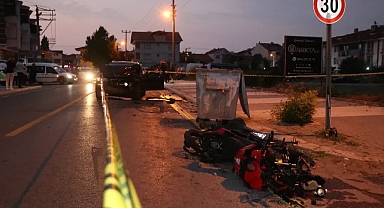 Motosikletle Kafa Kafaya Çarpıştı Ardından Cipe Çarptı: 1 Ölü