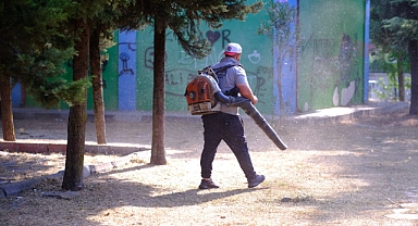 Serdivan’da Parklar Dört Mevsim Bakımda