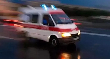 Sokak Ortasında Kendini Yakmaya Çalıştı