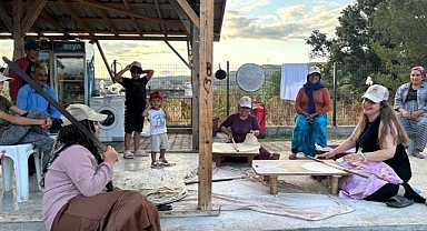 Çocukların Eğitimi Ve Sağlığı İçin Sahadaydılar