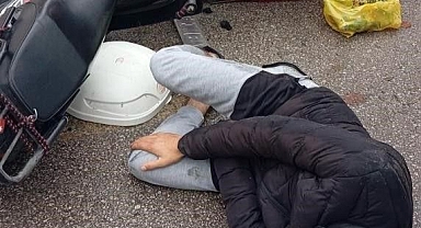 Motosiklet Ve Otomobil Kafa Kafaya Çarpıştı: 1 Yaralı