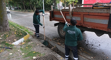 Sapanca Belediyesi’nden Eş Zamanlı Temizlik Ve Bakım Çalışmaları
